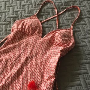 EUC Land's End Women's V-Neck One Piece Swimsuit